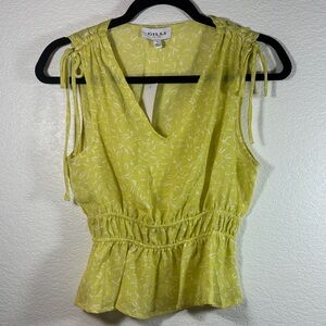 Gilli Light Yellow Sleeveless Blouse